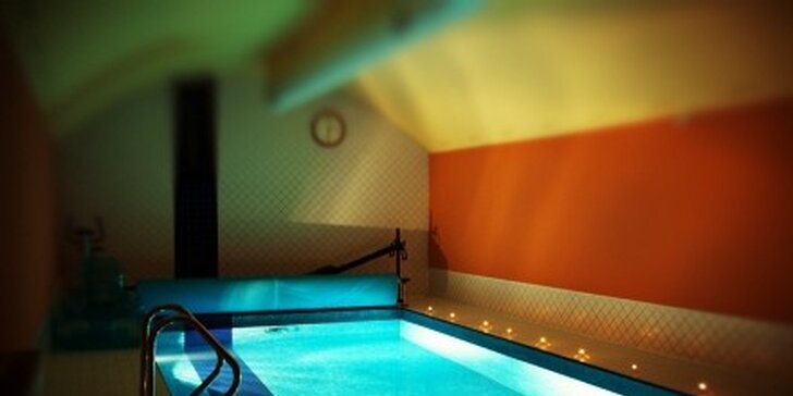 2900 Kč za 10 hodin - privátní bazén a sauna u Václavského náměstí