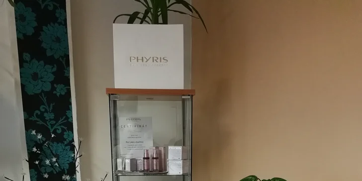 Proměna, s níž rozkvetete: beauty balíček s kosmetikou i foukanou