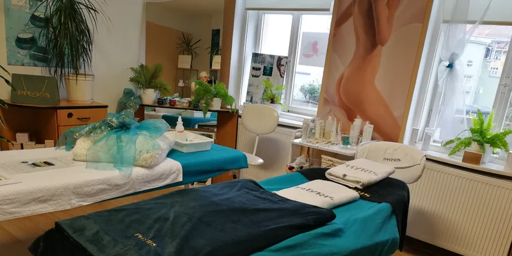 Proměna, s níž rozkvetete: beauty balíček s kosmetikou i foukanou