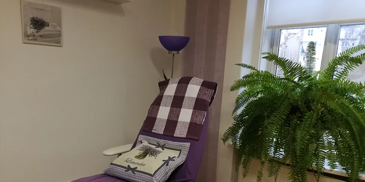 Proměna, s níž rozkvetete: beauty balíček s kosmetikou i foukanou