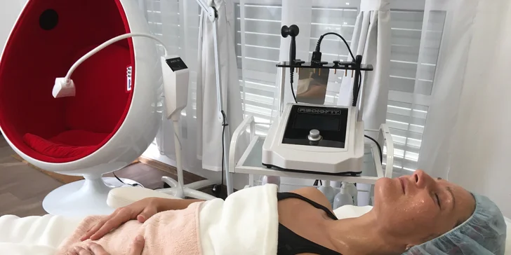 Sestavte si svůj balíček krásy: čištění pleti, trvalá na řasy, depilace i radiofit