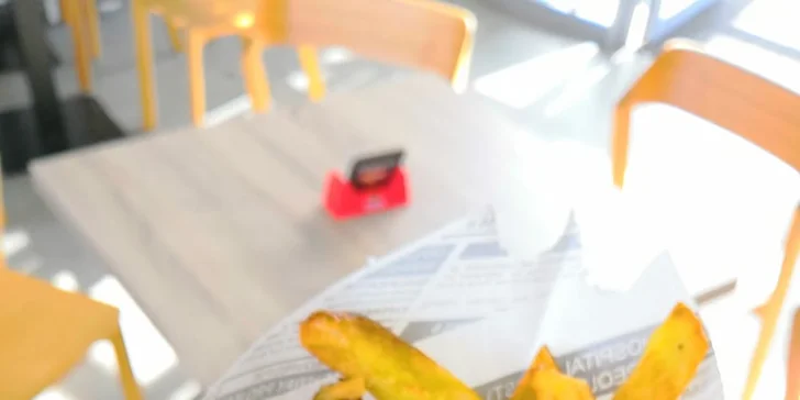 Hranolky z domácích brambor s posypem a omáčkou dle výběru pro 1 i 2 os.