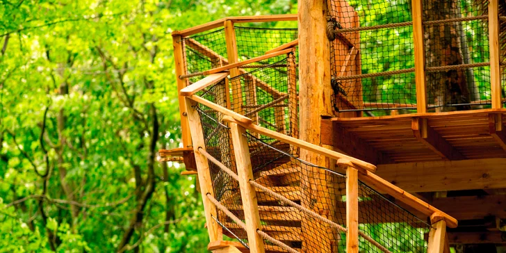 Romantika i dobrodružství: domek v korunách stromů a snídaně, 4 km od Ještědu