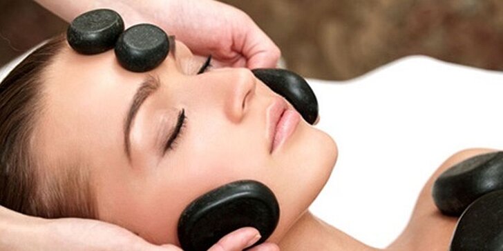 Aromaterapeutická liftingová masáž horkými lávovými kameny