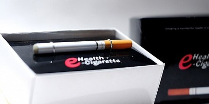 Elektronická cigareta + 10 náplní a nabíječky v hodnotě 499 Kč