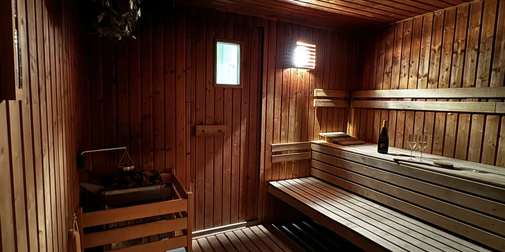  Přímo skvěle se k tomu vybízí Sportovní centrum Radostova, kde jen vám dvěma vyhradí wellness. 