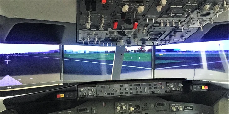 Na 30 či 60 min. pilotem: simulátor Boeing 737 pro pocit reálného letu