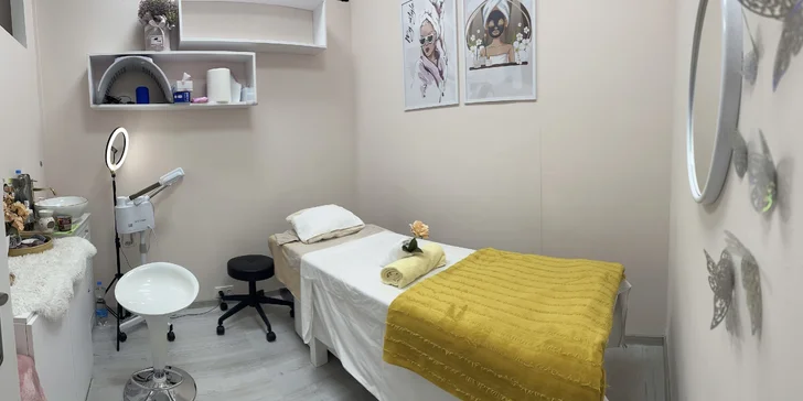 Pokud se chcete zaměřit na zdraví své vlasové pokožky, sáhněte po Trichology Head Spa Therapy.