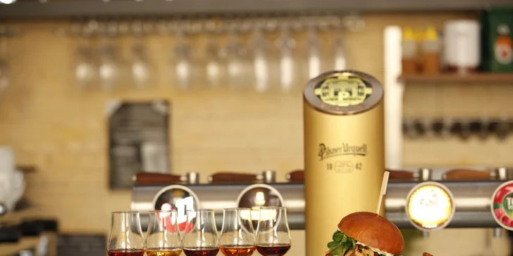 Dokonalý požitek: degustace 5 vzorků rumu a šťavnatý burger s hranolky