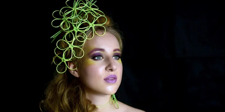 Večerní líčení nebo fotomake-up i vč. společenského účesu ve Studiu Visage