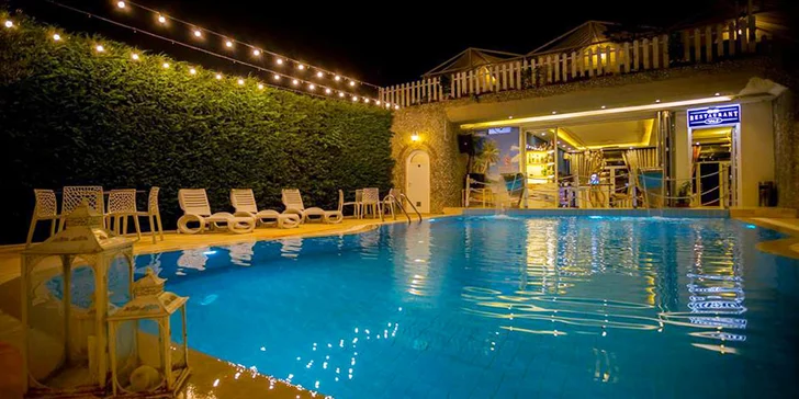 Albánie pro celou rodinu: pobyt v 4* hotelu se snídaní či polopenzí