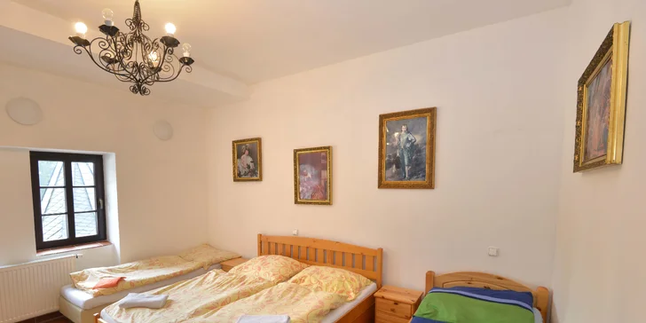 Dovolená s výhledem: lesní hotel nad Libercem s rozhlednou a polopenze