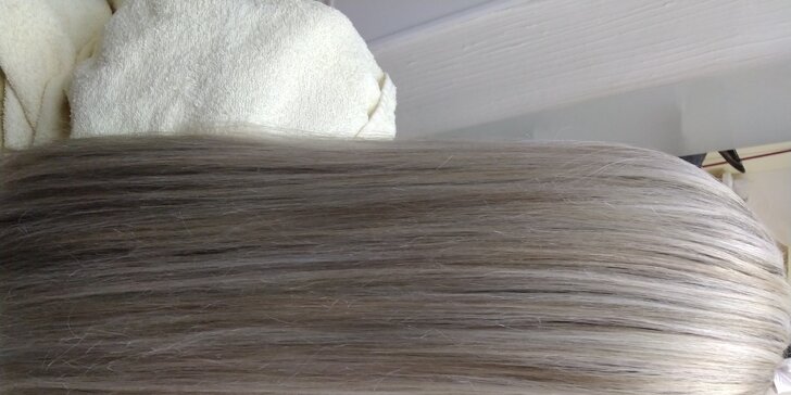 Kadeřnický balíček: melír a nový střih pro všechny délky vlasů