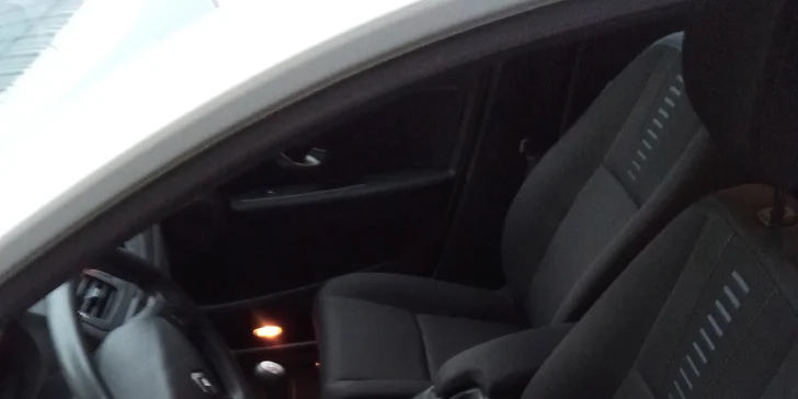 Důkladná péče o vaše auto: čištění sedadel i celého interiéru