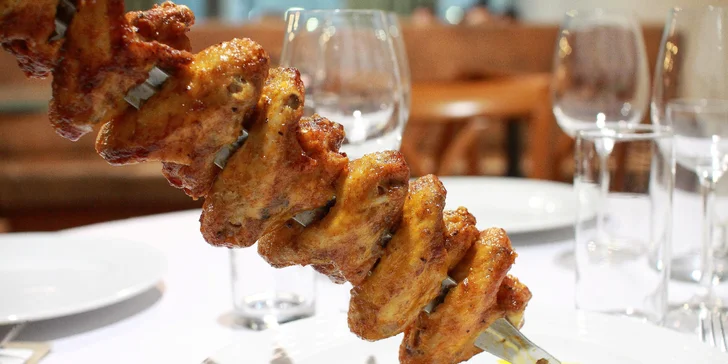 Degustační menu s masem churrasco grilovaným na jehle pro 2 až 4 osoby