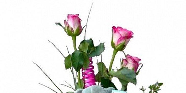 490 Kč za valentýnskou kytici růží s medvídkem MeToYou v hodnotě 654 Kč