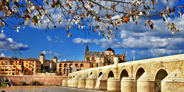 Letecky do Andalusie: poznávací zájezd s průvodcem, 10 nocí s polopenzí
