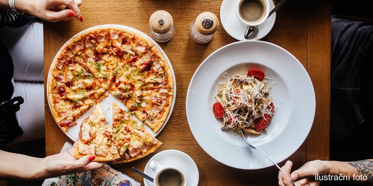 2 italské speciality podle výběru: pizza nebo pasta v restauraci v Čeladné