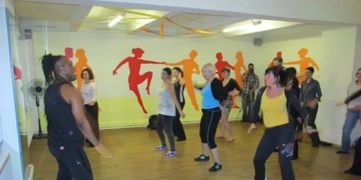 100 Kč za ukázkovou lekci Fit Brasil s Carlosem ve FlameDance v ceně 200 Kč
