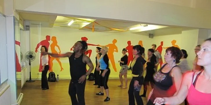 100 Kč za ukázkovou lekci Fit Brasil s Carlosem ve FlameDance v ceně 200 Kč