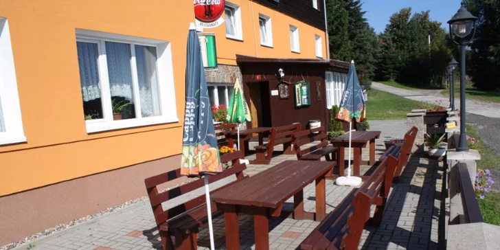 Aktivní dovolená s polopenzí nebo plnou penzí a saunou v Krušných horách