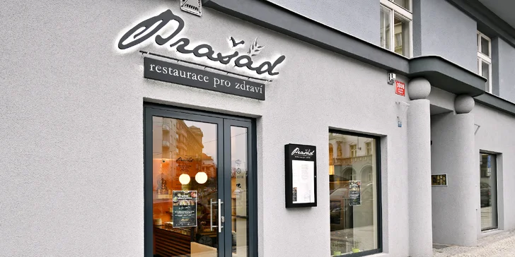 Menu v restauraci Prašád: polévka i seitan s šípkovou omáčkou a dezert