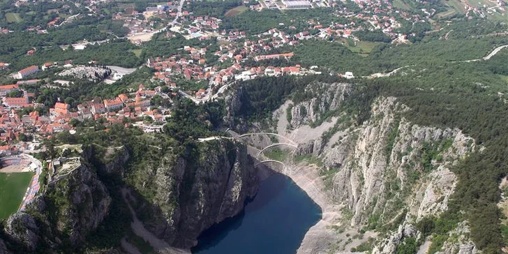 Pobytově-poznávací zájezd do Dalmácie: autobus, 7 nocí s polopenzí a výlety
