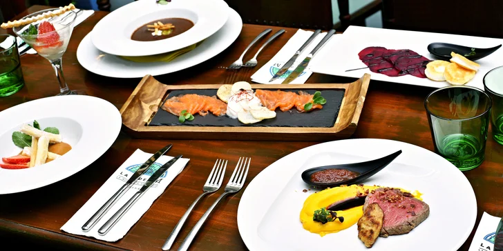 6chodové menu v La Bodeguita: losos, svíčková sous-vide i víno či koktejly