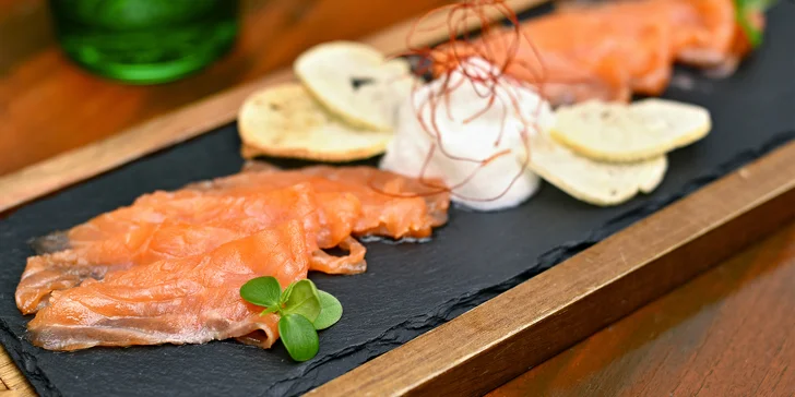 6chodové menu v La Bodeguita: losos, svíčková sous-vide i víno či koktejly