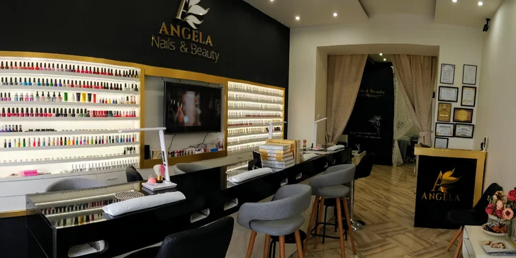 Dokonalé rty: permanentní make-up rtů, stínování i kontura