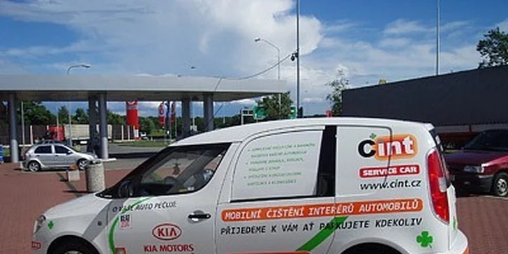 Suché či mokré čištění interiéru vozu vč. dezinfekce madel u vás doma či na smluveném místě