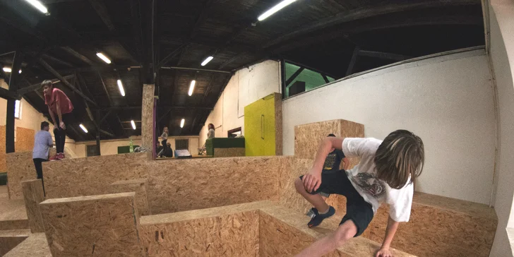 Vyzkoušej si, jaké to je být ninjou: vstup do Parkour Parku i hodina s trenérem