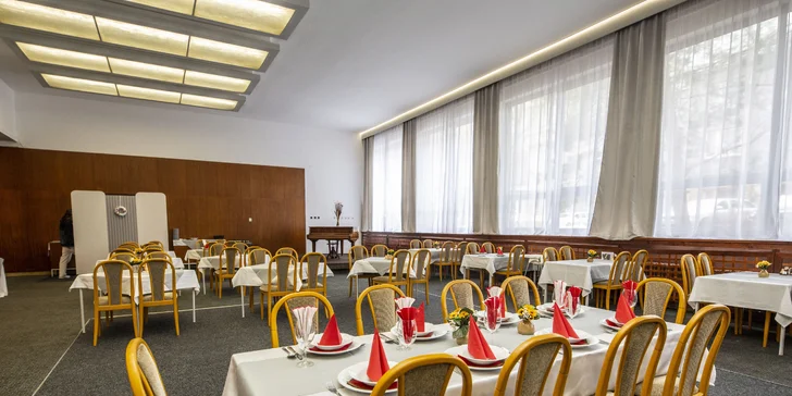 Odpočinek pro dva s plnou penzí a procedurami v centru Mariánských Lázní