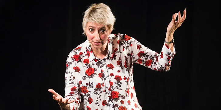 One human show Simony Babčákové: zábava s nadsázkou a bez cenzury