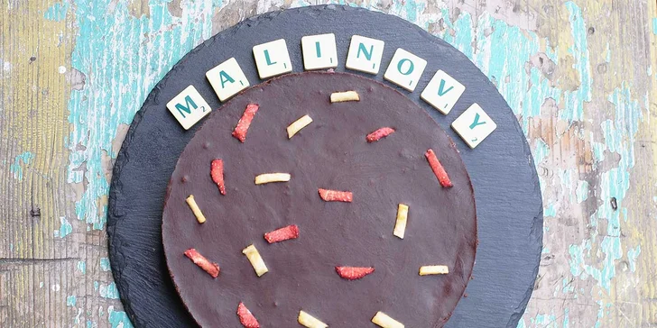 Mlsání bez starostí: veganské raw dorty či raw snickers plné kvalitních surovin
