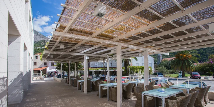 Luxusní dovolená v 5* resortu v zátoce přímo u pláže: polopenze, balkon, bazény