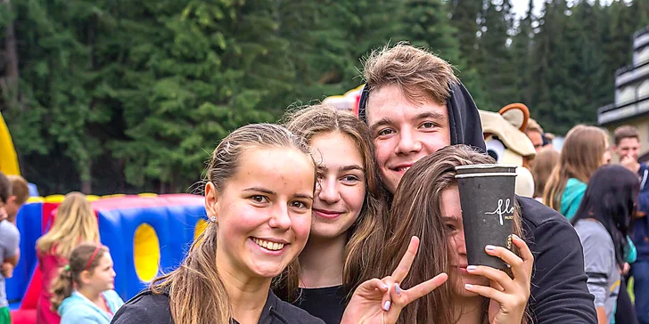 Slnko, penové delo, nerozluční priatelia – to sú základné indície. Príď a odraz sa k oblakom.