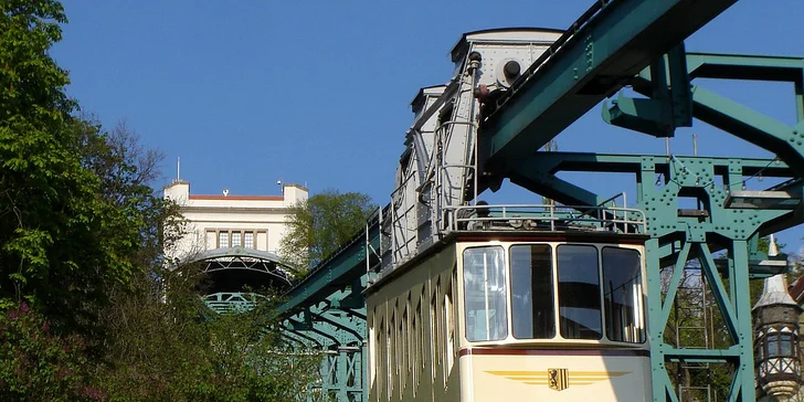Vlakem na Popelčin zámek Moritzburg a plavba lodí do Pillnitzu v ceně