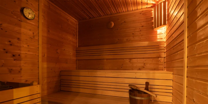 Pohádkový pobyt na zámečku se snídaní a wellness, jen 20 km od Bratislavy
