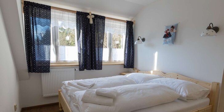 Tradiční ubytování v Beskydech: apartmány pro pár i rodinu, polopenze, vstup do bazénu a saun