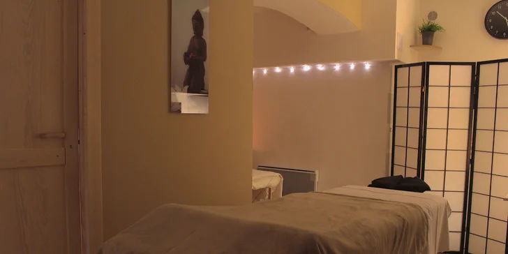 Pryč s bolestí zad: Zdravotní nebo relaxační masáž
