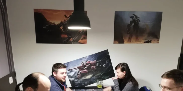 Zábava v centru Brna: desková hra a pivo nebo limonáda pro 2 až 4 osoby