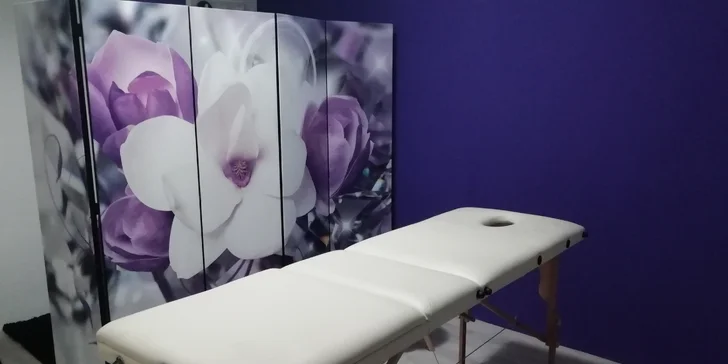Masáž lávovými kameny i relaxační masáž zad a šíje přímo v centru Brna