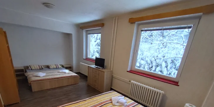 Budova B nemá k dispozici výtah. 