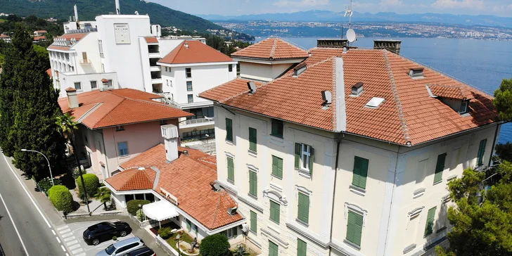Letná dovolenka na severe Chorvátska: raňajky, trojchodové večere aj možnosť tenisového ihriska
