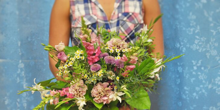 Individuální i skupinové kurzy floristiky: naučte se vázat krásné květiny