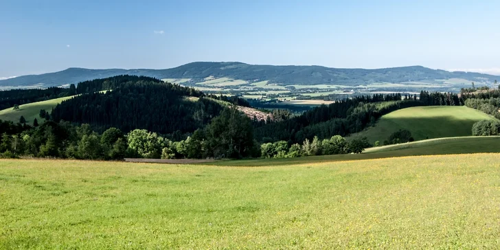 Jarní pohoda i výlety v Orlických horách s polopenzí, wellness a bazénem