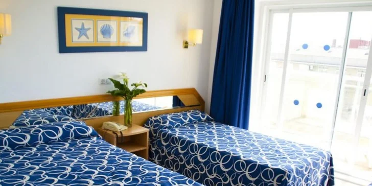 Španělsko: 7 nocí ve 3* hotelu, polopenze, bazén a dítě do 13,9 let zdarma