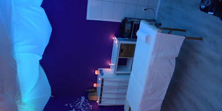 Masáž lávovými kameny i relaxační masáž zad a šíje přímo v centru Brna