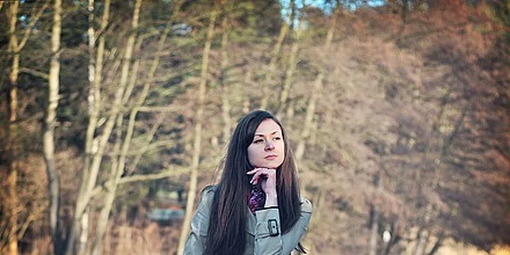 Jarní balíček – focení, retuš, vizáž, tisk 10 foto ve formátu A4